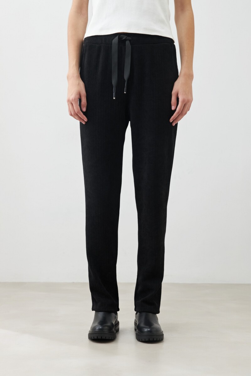 Jogger c/textura acanalada negro