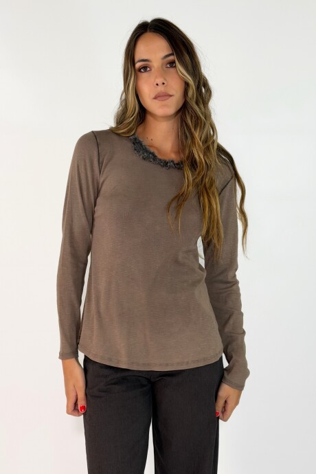 REMERA GAURA Marron