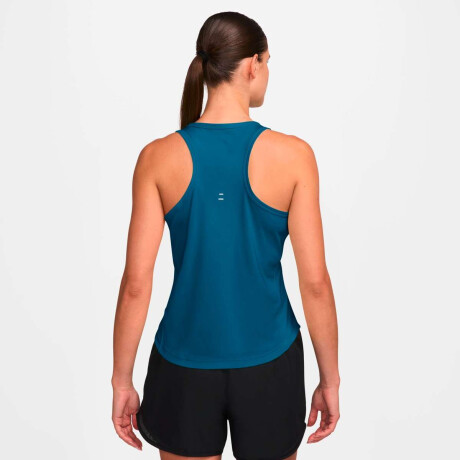 Remera Nike Tempo Swoosh Run Dri-Fit Running Tank Top de Mujer verde