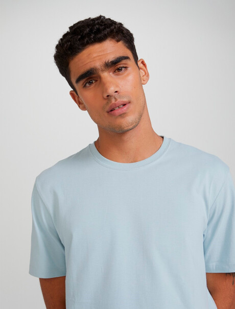 CAMISETA BÁSICA MANGA CORTA AGUA