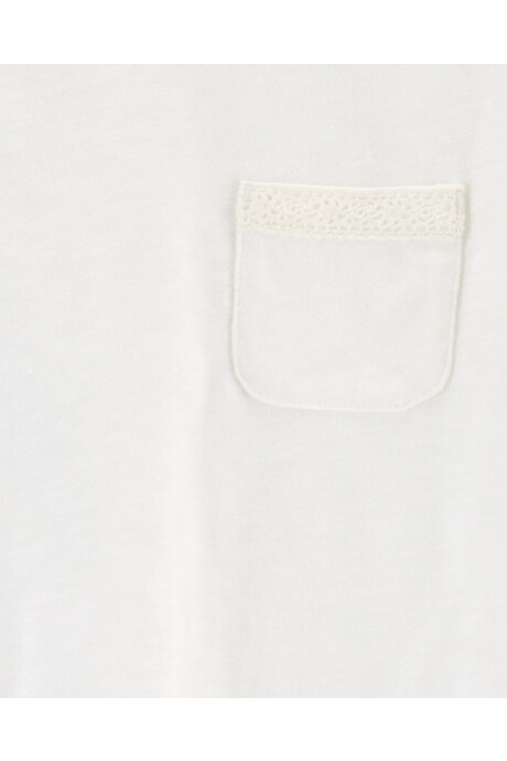 Remera de algodón manga corta con bolsillo Sin color