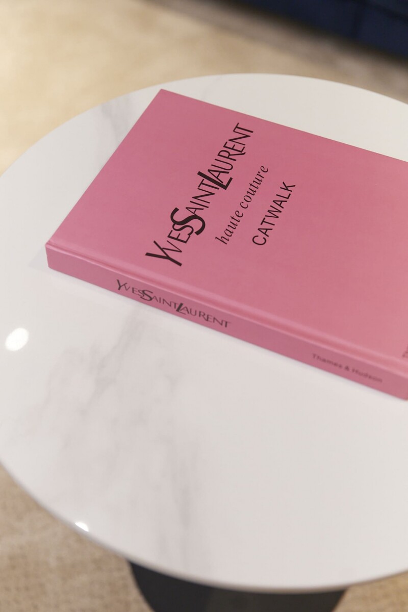 Libro Decorativo - YSL 