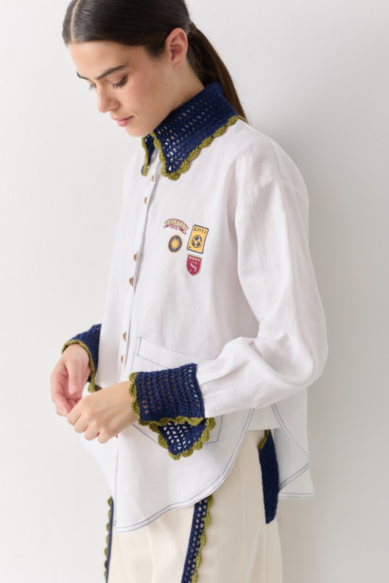 CAMISA EMBLEMA ARM Blanco