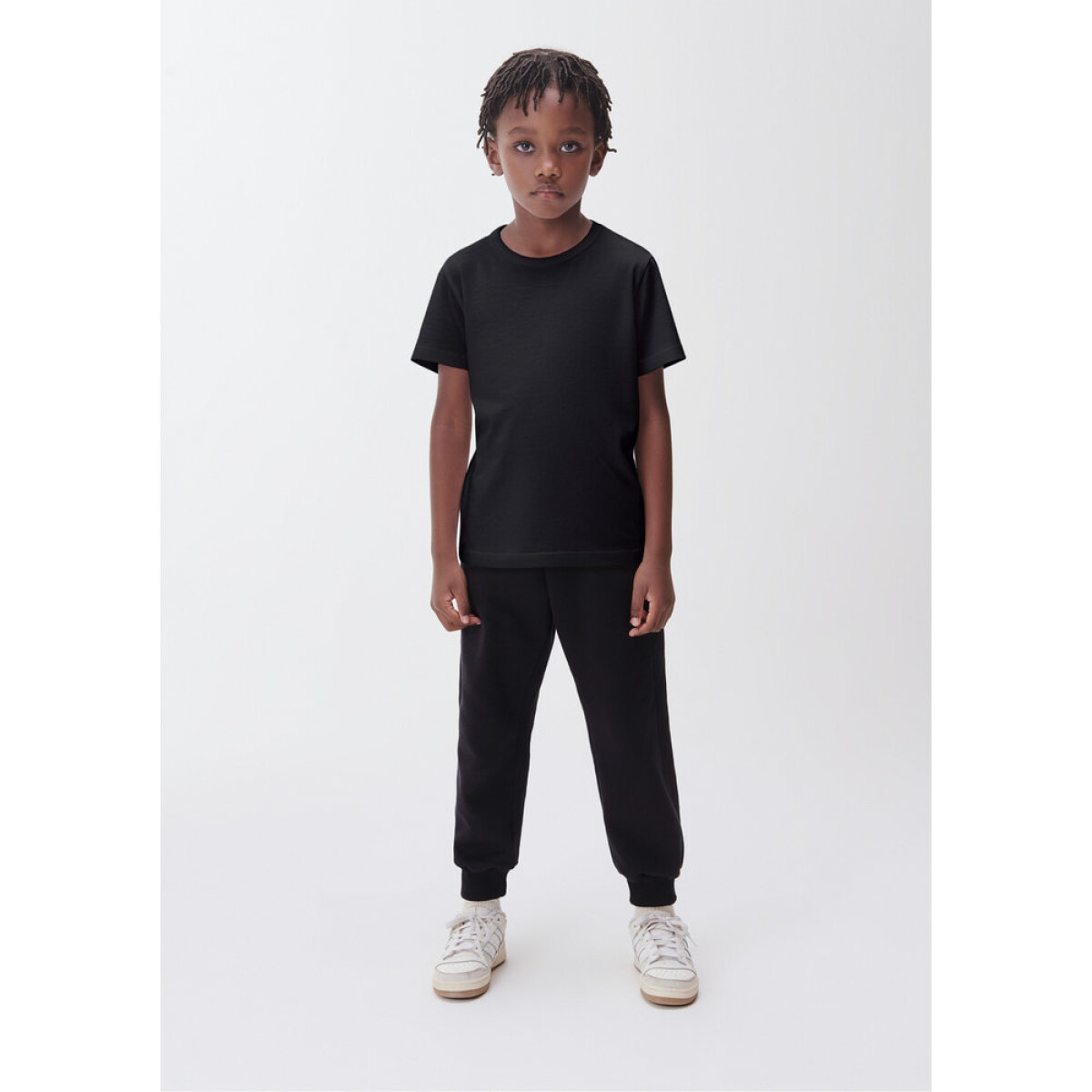 CAMISETA MM INFANTIL - PRETO ESCURO 