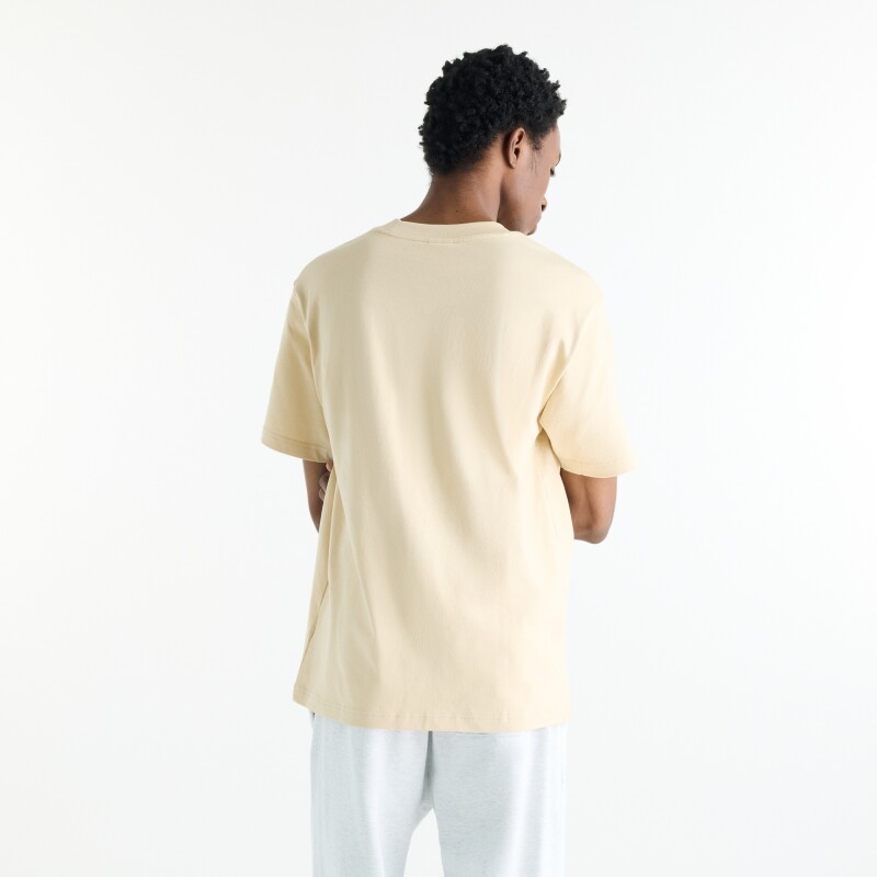 Remera New Balance de Hombre - - MT41533ABC BEIGE