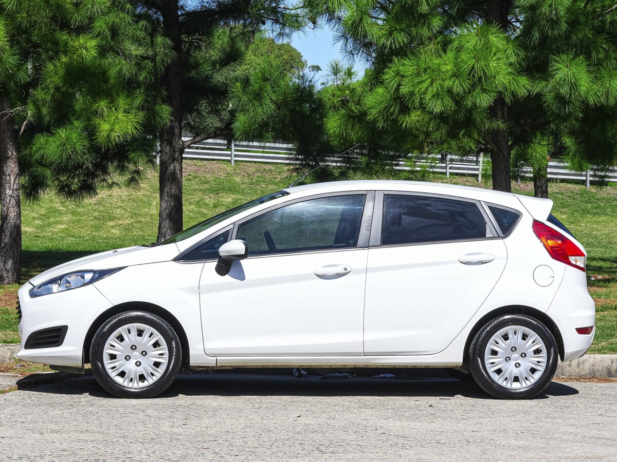Ford Fiesta S 1.6 Extra Full | Permuta / Financia Ford Fiesta S 1.6 Extra Full | Permuta / Financia
