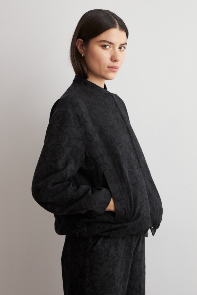 Chaqueta bomber jacquard floral negro