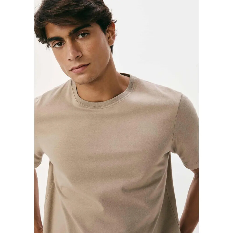 CAMISETA MM MASC OLIVA CLARO