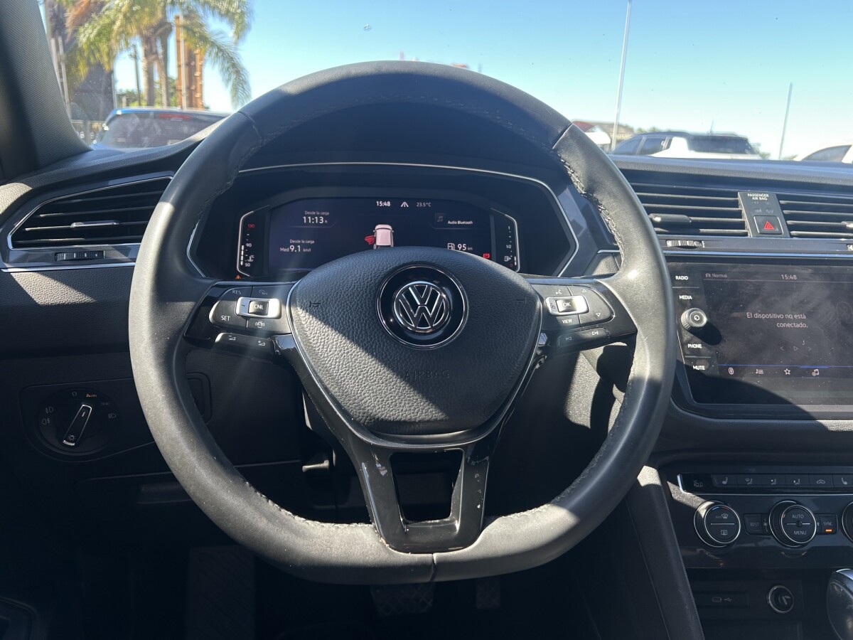 Volkswagen Tiguan 2021 EXCELENTE ESTADO! | Permuta/ Financia Volkswagen Tiguan 2021 EXCELENTE ESTADO! | Permuta/ Financia