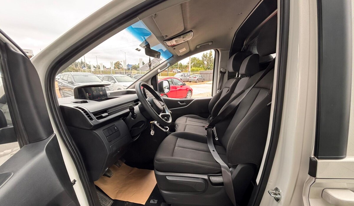 Hyundai Staria 2.2 Diesel Furgon - 2024 Hyundai Staria 2.2 Diesel Furgon - 2024