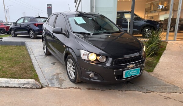 Chevrolet Sonic LTZ - 2014 Chevrolet Sonic LTZ - 2014