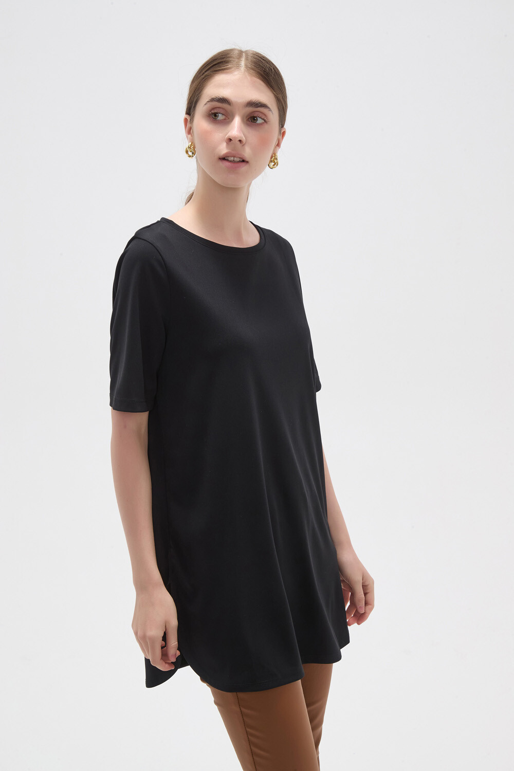 Remera Olvyn Negro