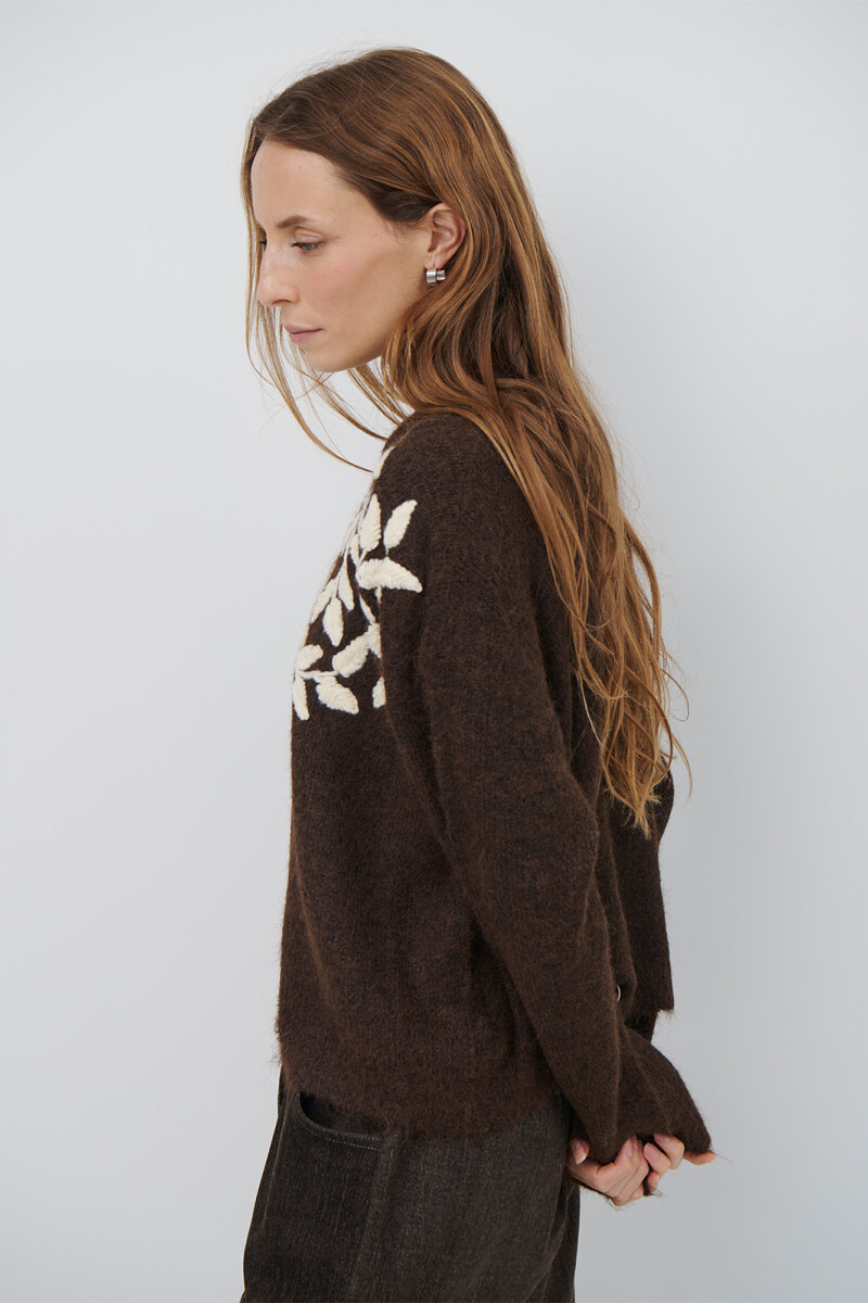 BUZO BORDADO FLOR MARRON