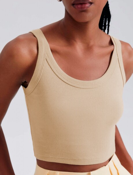 MUSCULOSA CROPPED BÁSICA BEIGE