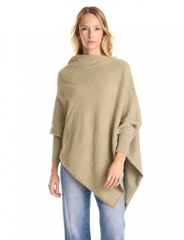 Poncho Asimetrico VERDE