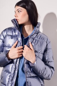 Campera Engomada Water Repellent Celeste