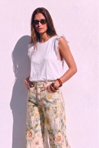 Musculosa Con Volado Algodón Nacar