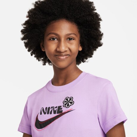 Remera Nike Moda Niño Tee Hilo Craft Lilac S/C