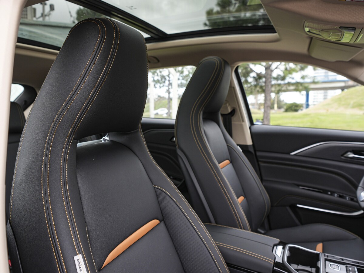 Bestune T77 Luxury 1.5 2026 0KM | Permuta / Financia Bestune T77 Luxury 1.5 2026 0KM | Permuta / Financia