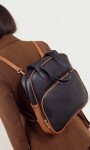 MOCHILA CLARA NEGRO Y SUELA