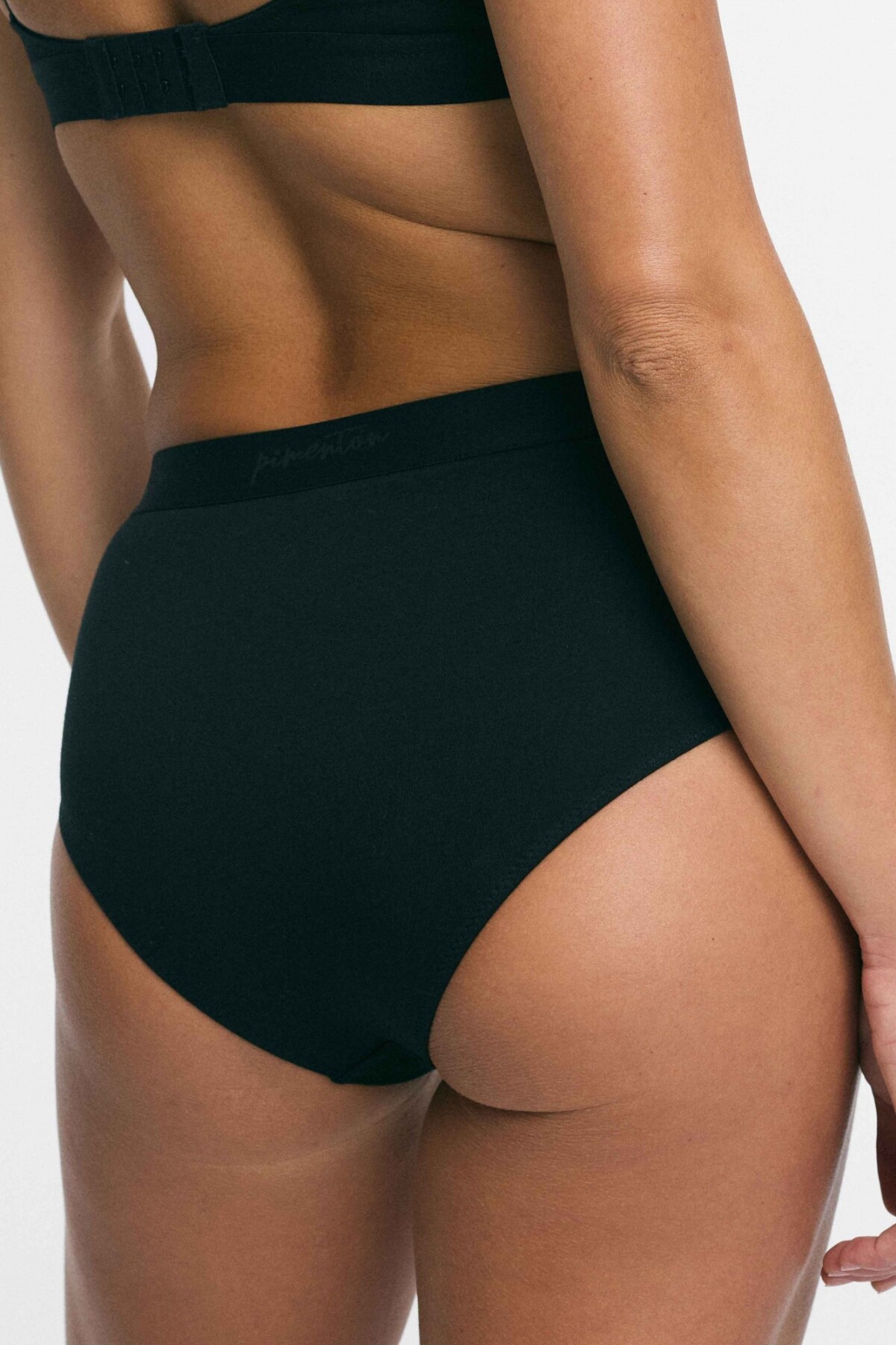 Bombacha Filipa Negro