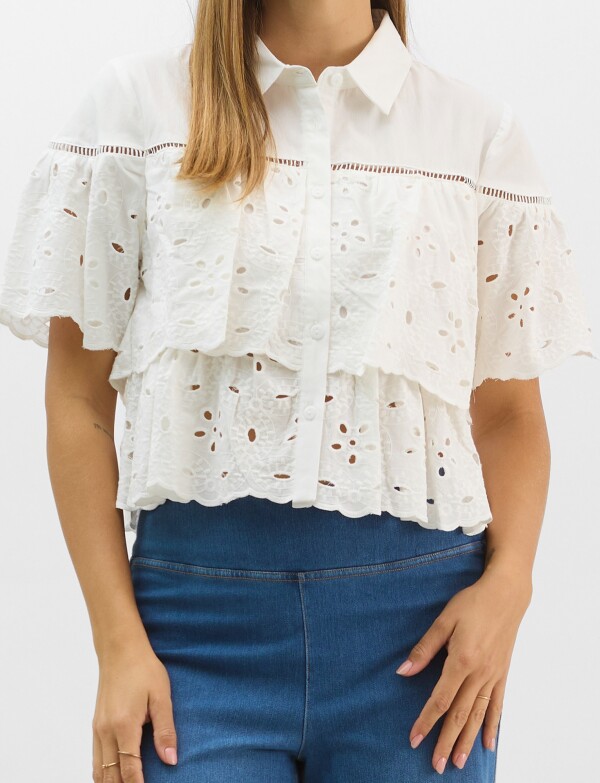 Camisa De Algodón Con Bordado Suizo Y Volados CRUDO