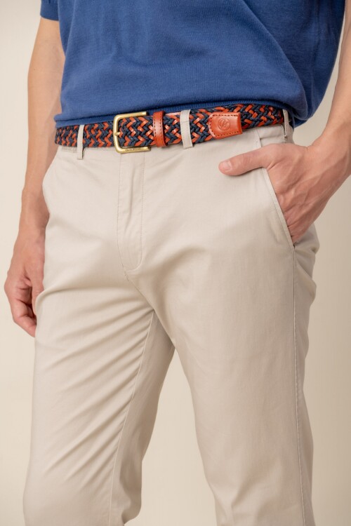 Pantalón Classic Fit Beige