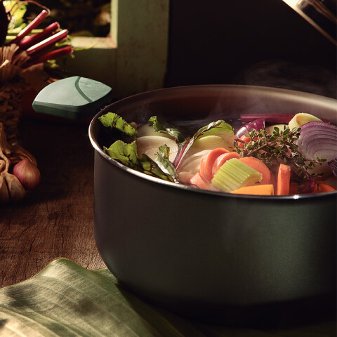 Olla color verde Ø 20cm. con asas "LYF" -TRAMONTINA TR5428
