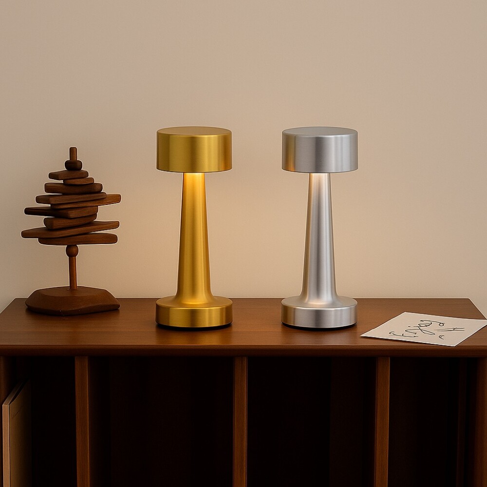 Lampara De Mesa De Luz Led Recargable Con Diseño De Cilindro Plateado
