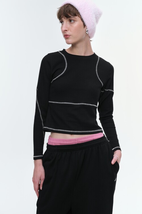 Remera Phoebe Negro
