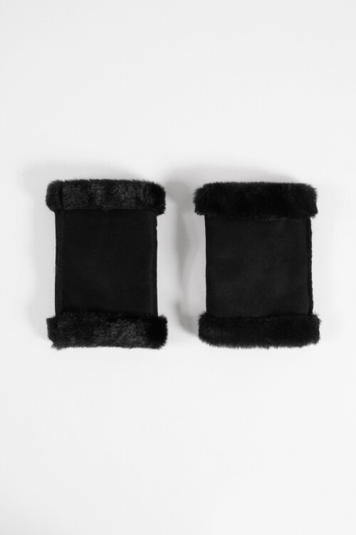 Mitones de suede con pelo negro
