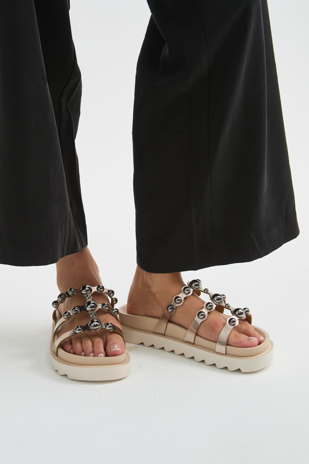 Sandalia Sabi Beige Claro
