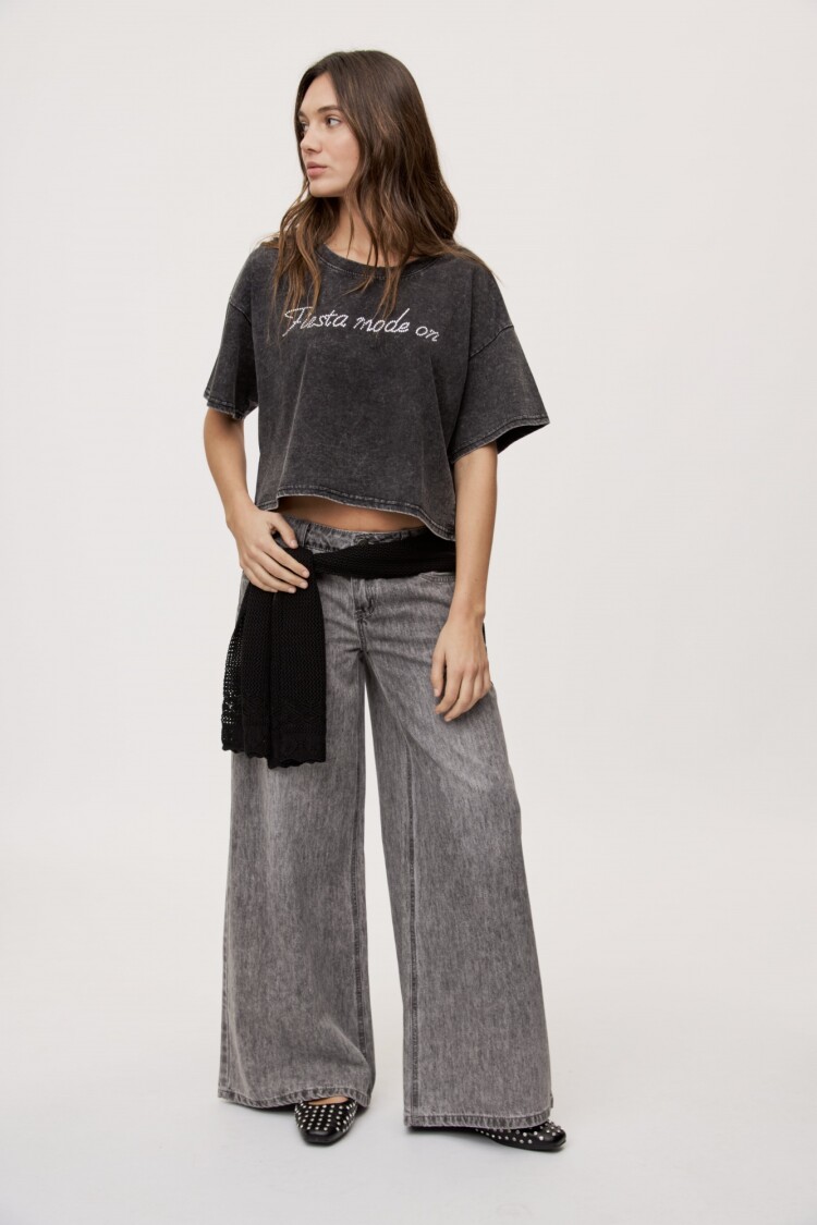 REMERA FIESTA Negro