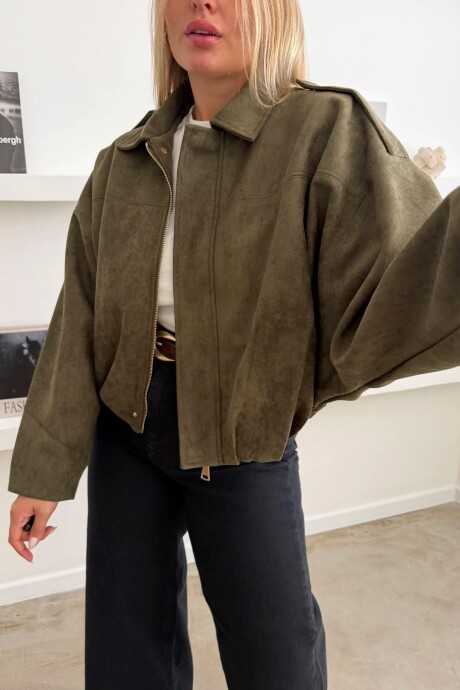 Campera VIRAL- detalle etiqueta! Líquida! Verde