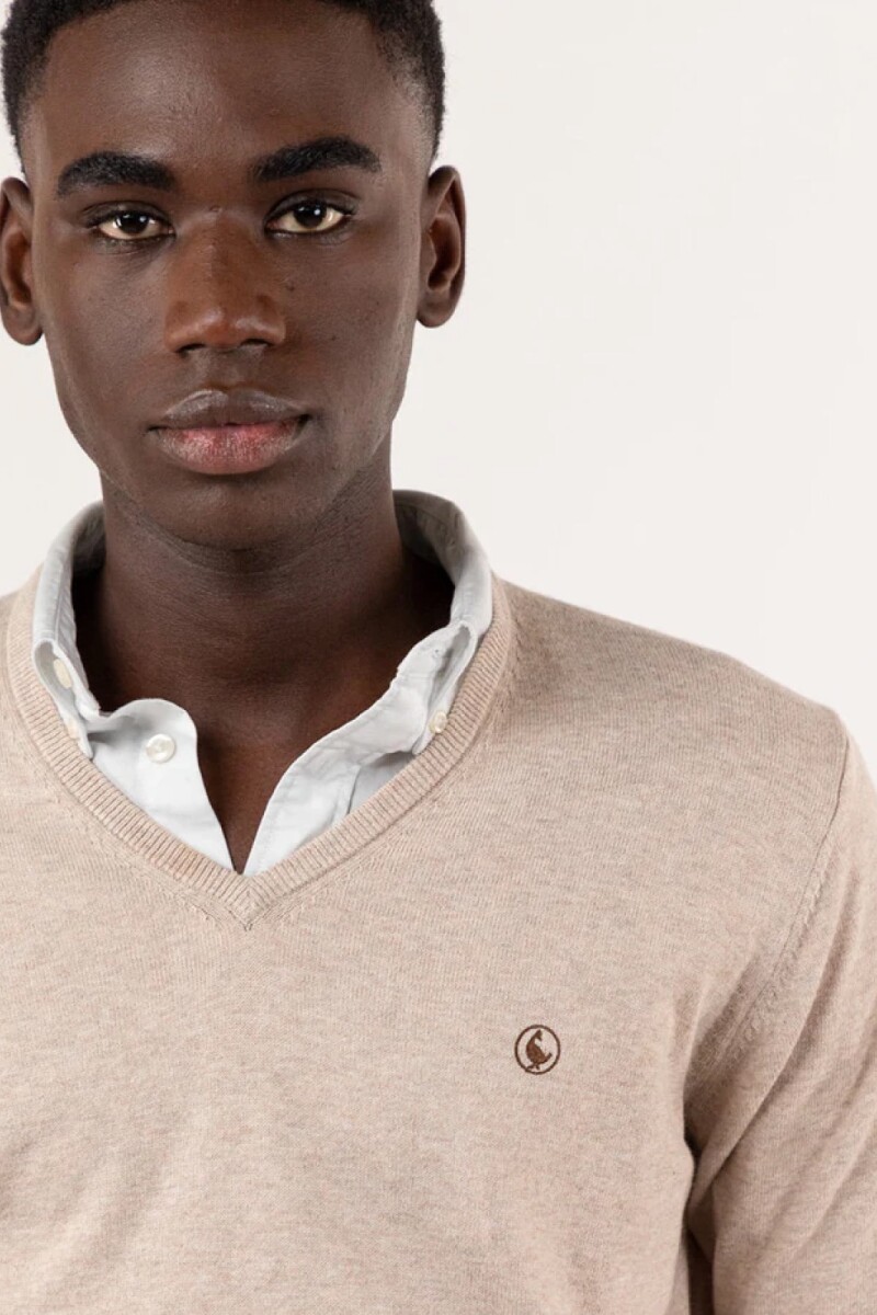Jersey Cuello Pico Camel