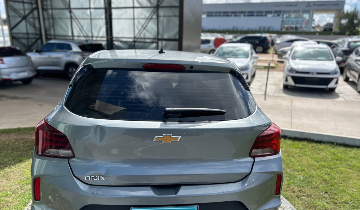 Chevrolet Onix LS HB 2024 Chevrolet Onix LS HB 2024