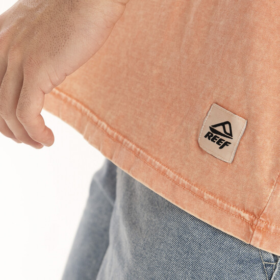 Remera Reef Oversize Front Woven Label Naranja