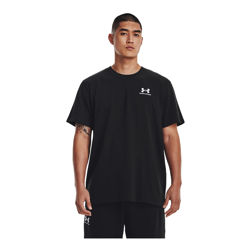 Remera Under Armour HEAVYWEIGHT SS de Hombre - 1373997-001 Negro-blanco