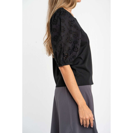 Remera Manga Broderie Negro