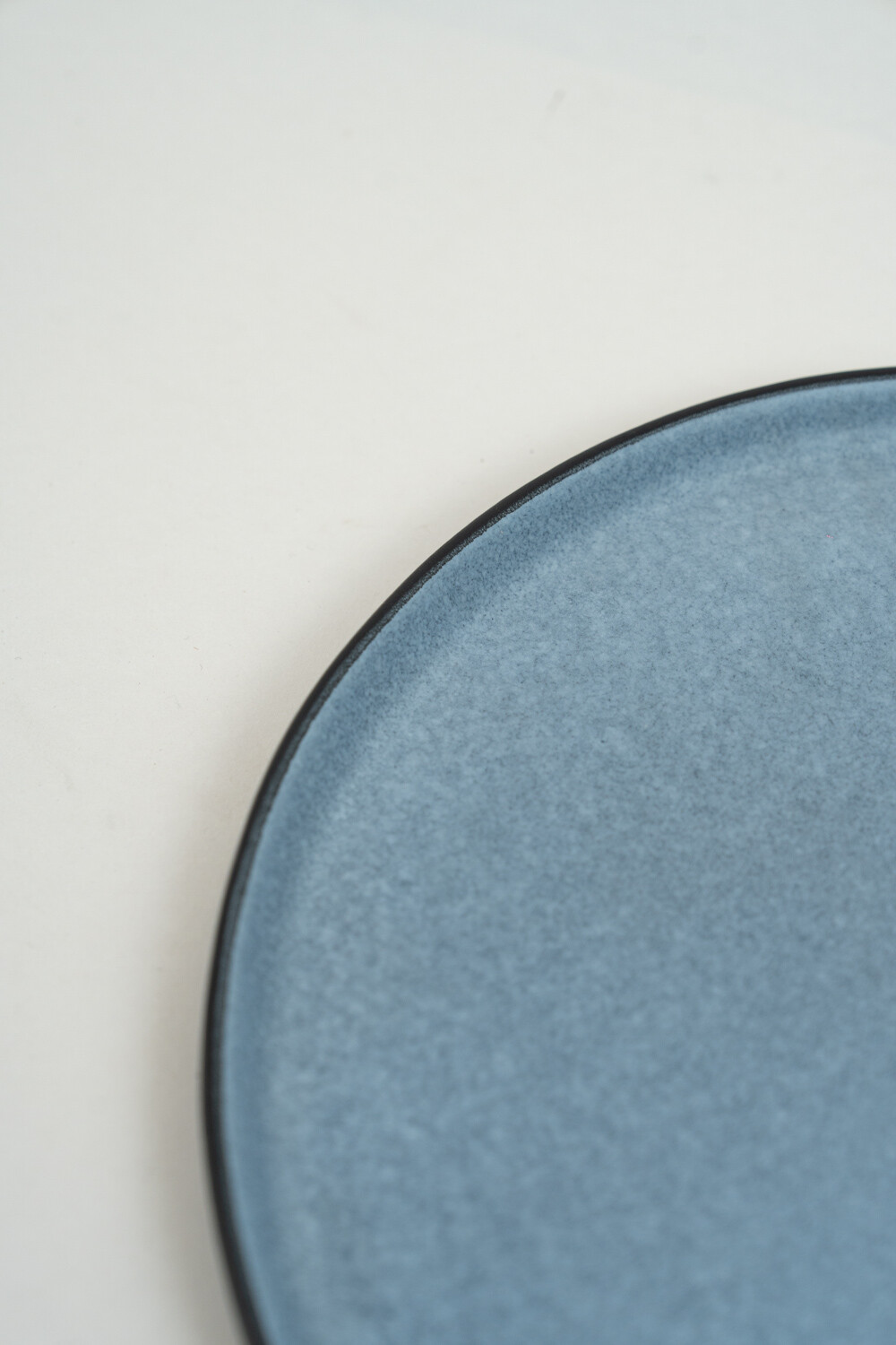 Plato Mesa Laos Color Unico