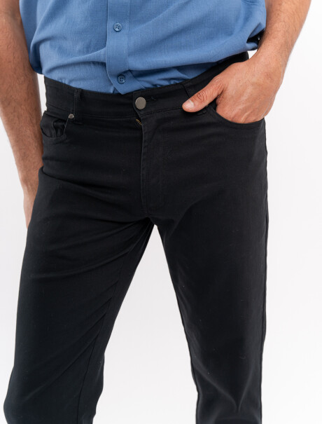 Pantalon color negro