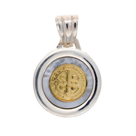 Medalla religiosa de plata 925, double en oro 18 ktes y nácar, SAN BENITO. Medalla religiosa de plata 925, double en oro 18 ktes y nácar, SAN BENITO.