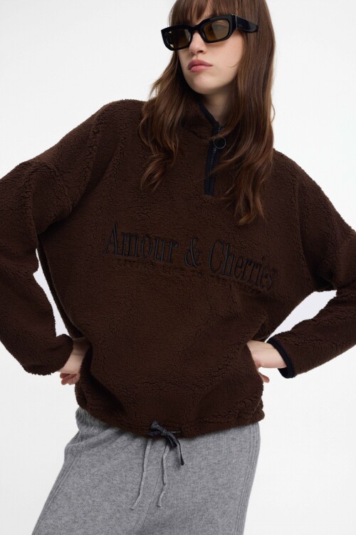 Buzo Clara Marron