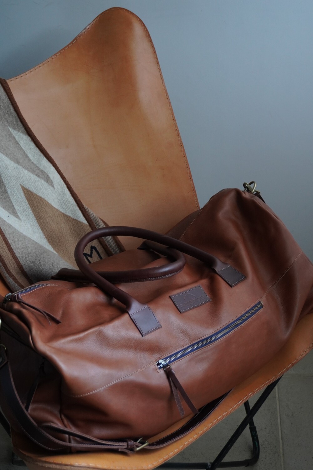 Honey Weekender Bag Caramel Blue Zip