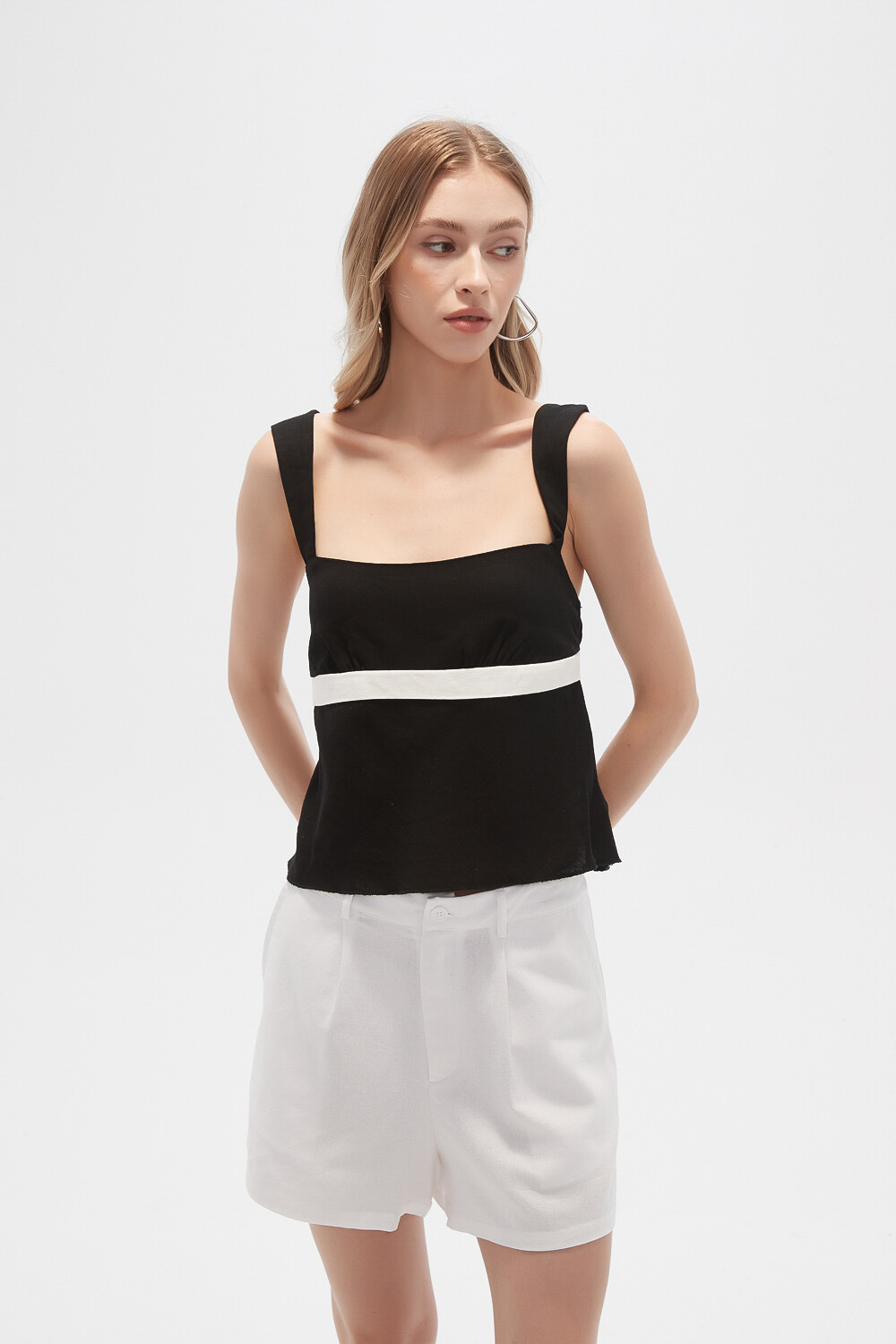 Tops Garci Negro