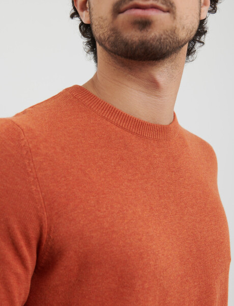 470754 SWEATER Naranja