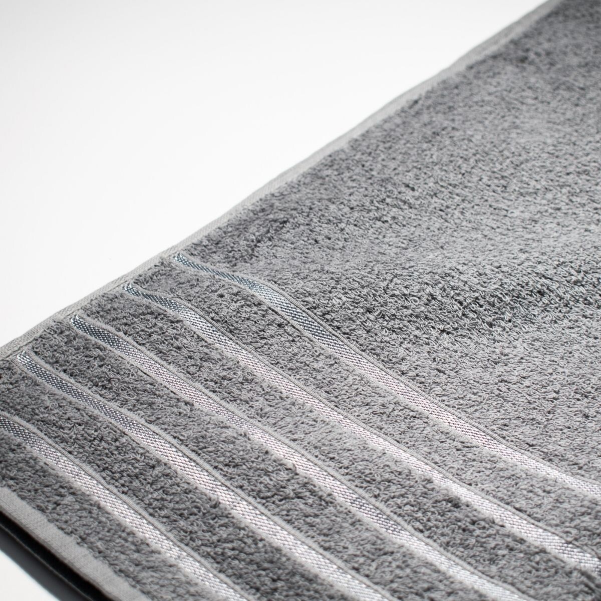 TOALLA DE BAÑO 70X140 - GRIS 