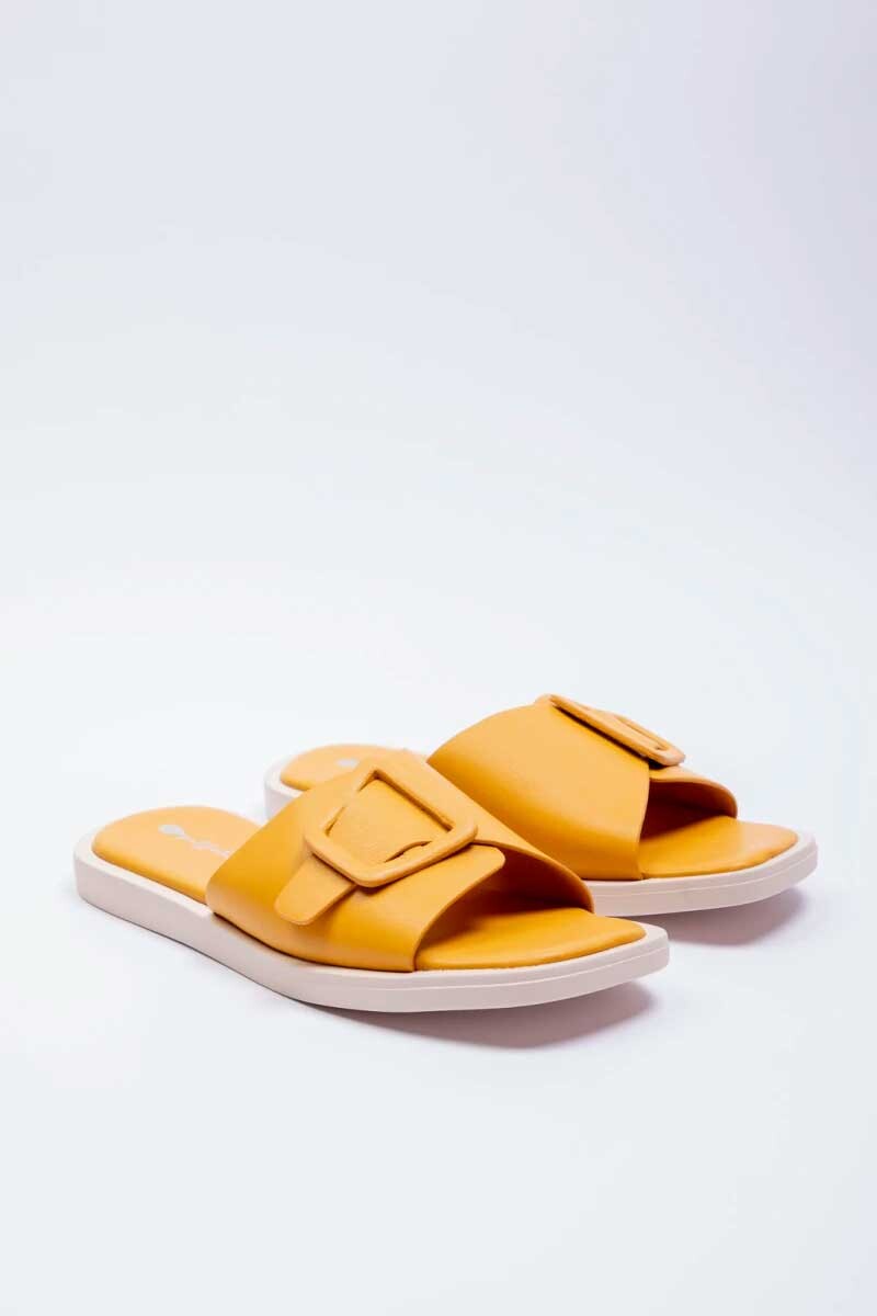 SANDALIAS PADDOCK AMELIAS Amarillo