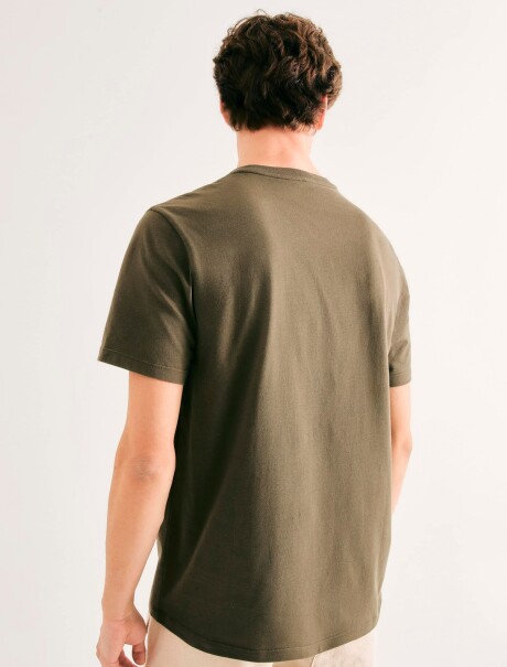 CAMISETA BÁSICA UNISSEX VERDE MUSGO