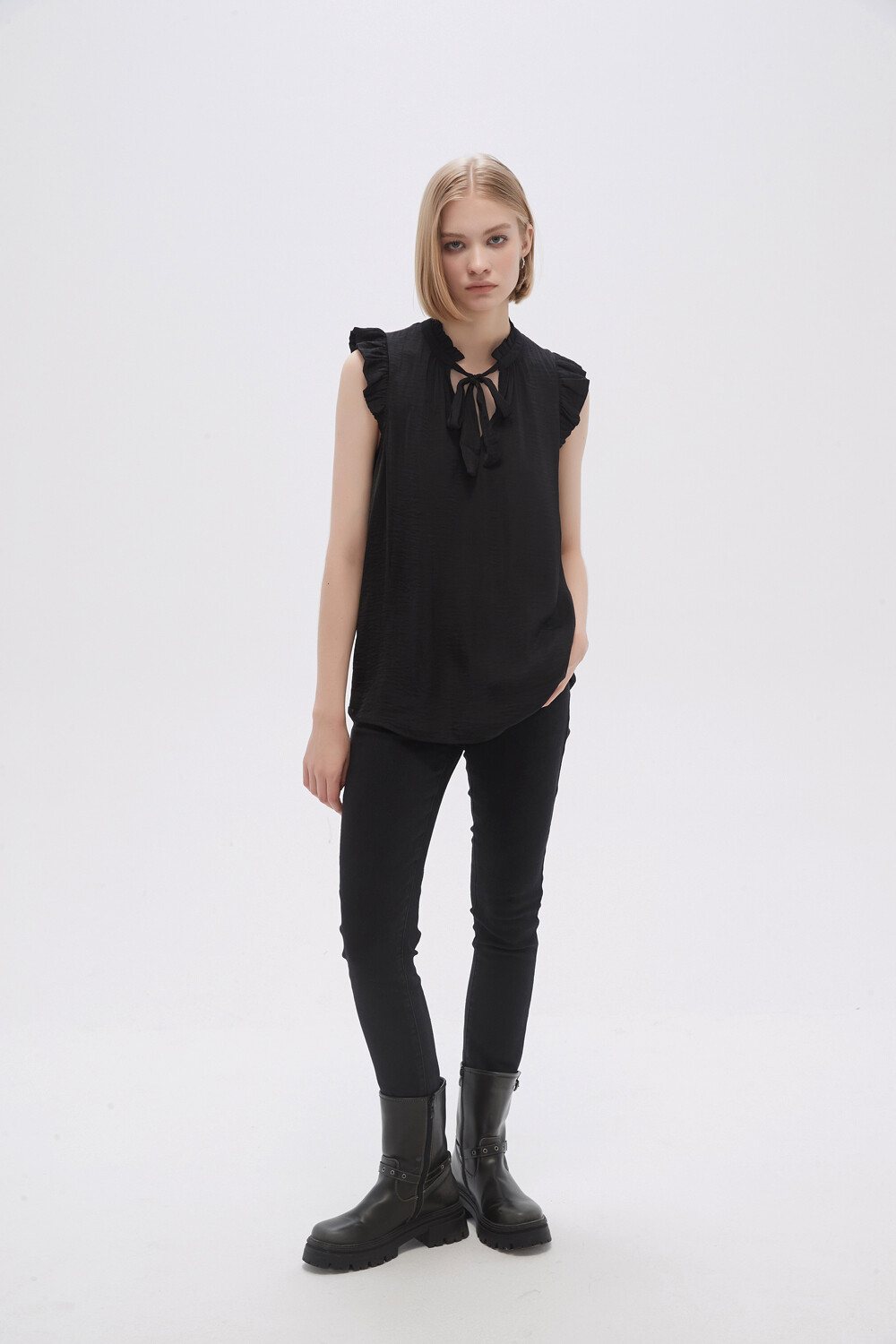 Blusa Daneb Negro